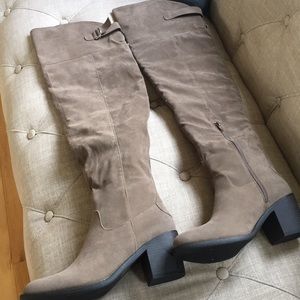 Over knee boots